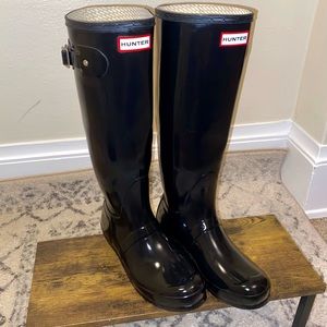 Hunter Tall Glossy Boots
